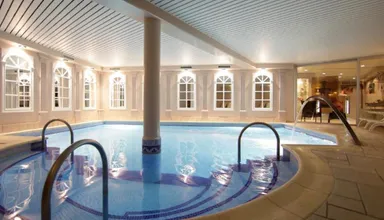 Piscine interieure