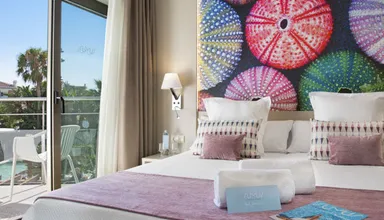 Chambre superieure vue piscine