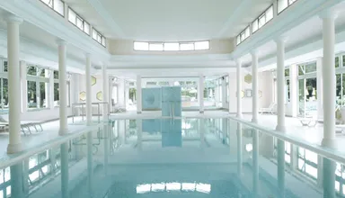 Piscine interieure