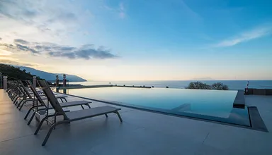 Piscine du terre di eolo