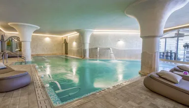 Piscine interieure