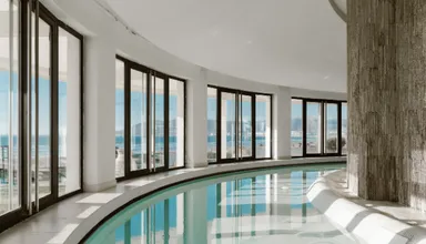 Piscine interieure