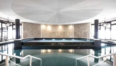 Piscine interieure