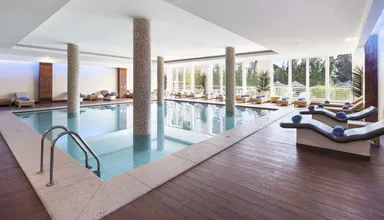 Piscine interieure