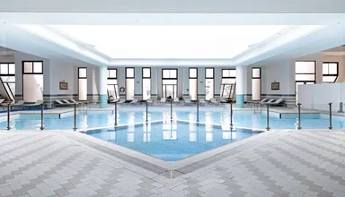Piscine interieure