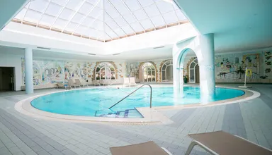 Piscine interieure