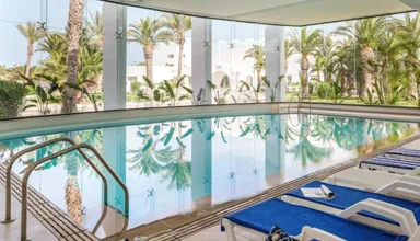 Piscine interieure
