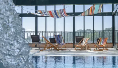 Piscine interieure