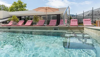 Piscine exterieure 