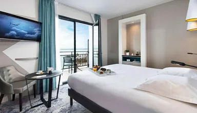 Chambre superieure vue mer