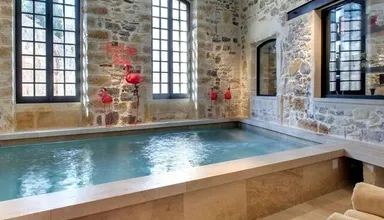 Piscine interieure