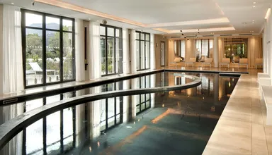 Piscine interieure
