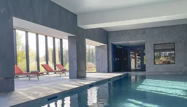 Piscine interieure