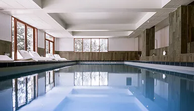 Piscine interieure