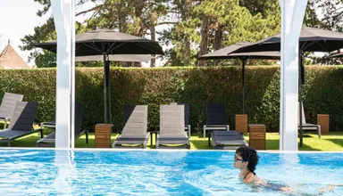 Piscine exterieur 