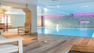 Piscine interieure