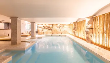 Piscine interieure