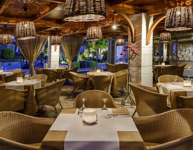 Dion Palace Resort & Spa - Restaurant mytikas