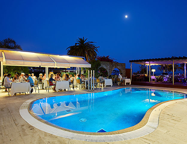 Terraza Hotel & Spa - Piscine_nuit