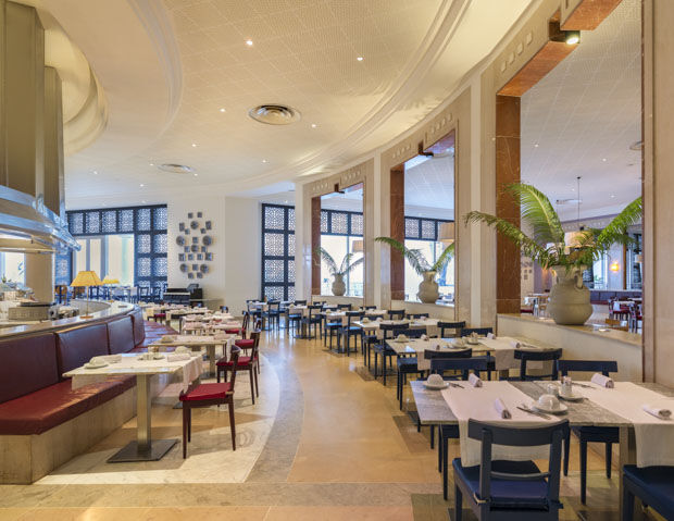 Radisson Blu Palace Resort & Thalasso Djerba - Restaurant buffet ceramique