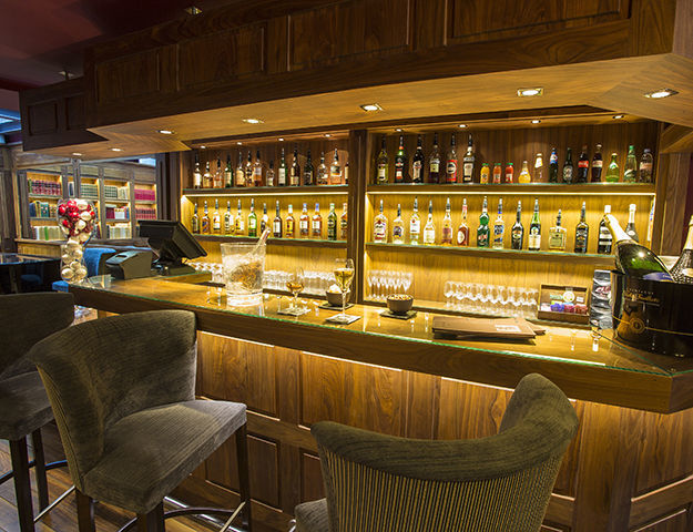 Best Western Cannes Riviera & Spa - Bar lounge