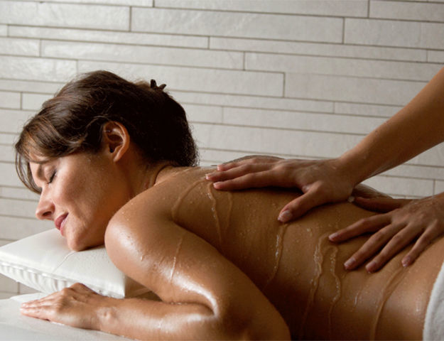 Grand Hôtel Thalasso & Spa - Massage eau de pluie