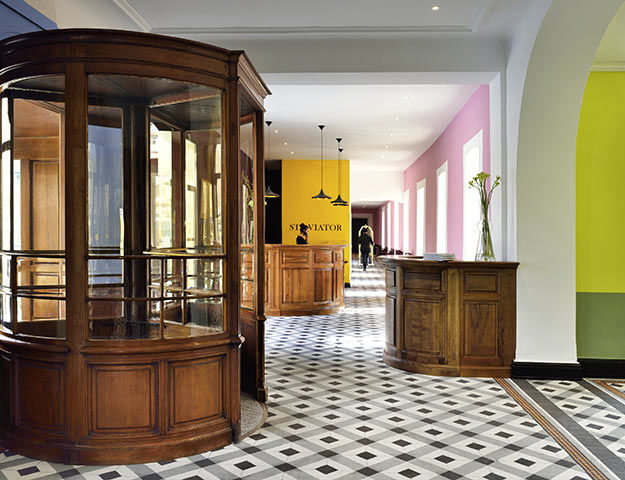 Jules César Arles MGallery - Entree