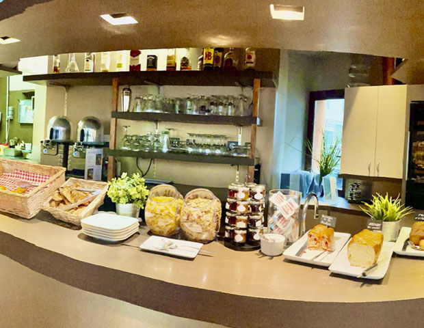Kyriad Vichy Spa Cinq Mondes - Petit dejeuner