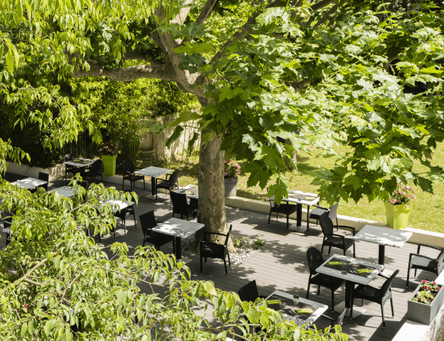 Les Oliviers - Restaurant_exterieur