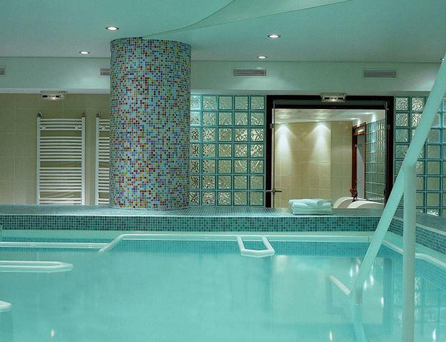 Sofitel Biarritz Le Miramar - Piscine interieure