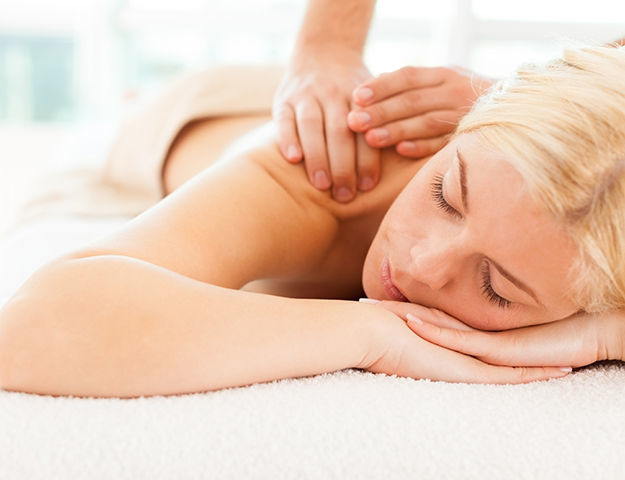 Massage lomi-lomi : mettez-vous à l'heure d'Hawaï  - La Villa Odette