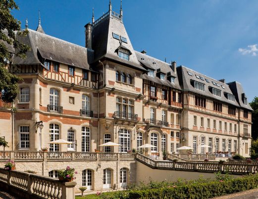 undefined - Château Jeanne & The Forest – Château de Montvillargenne 