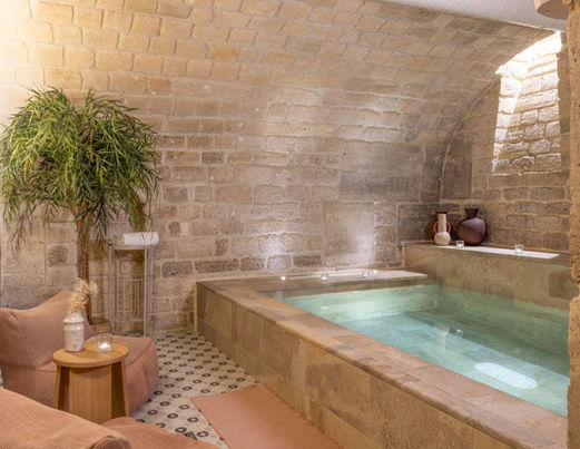 Le charme de la capitale française en séjour spa - Le Petit Beaumarchais Hôtel & Spa
